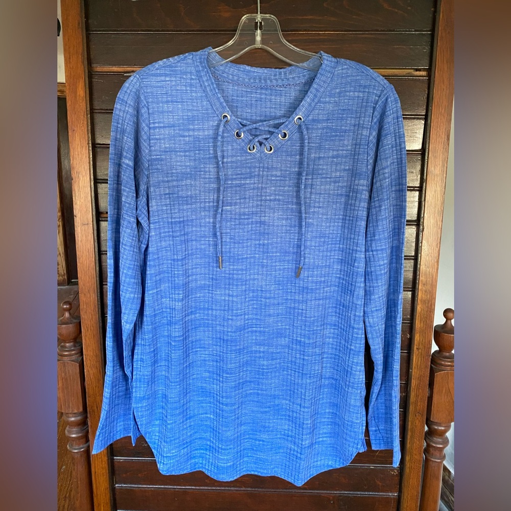 NWOT Long Sleeve Tee with Lace Up Detail